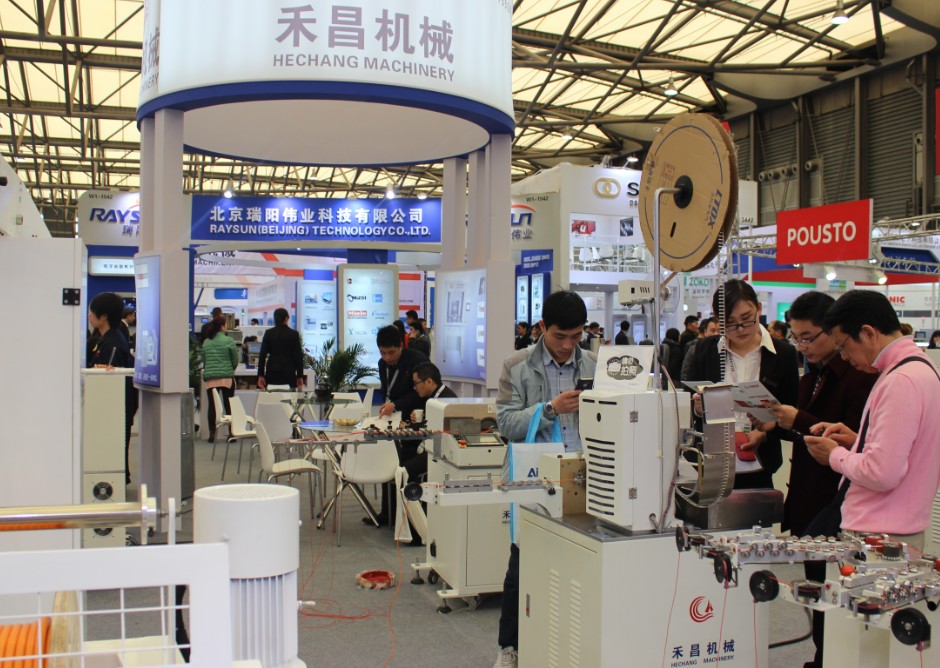 電腦剝線(xiàn)機(jī)是由哪些部件組成的？